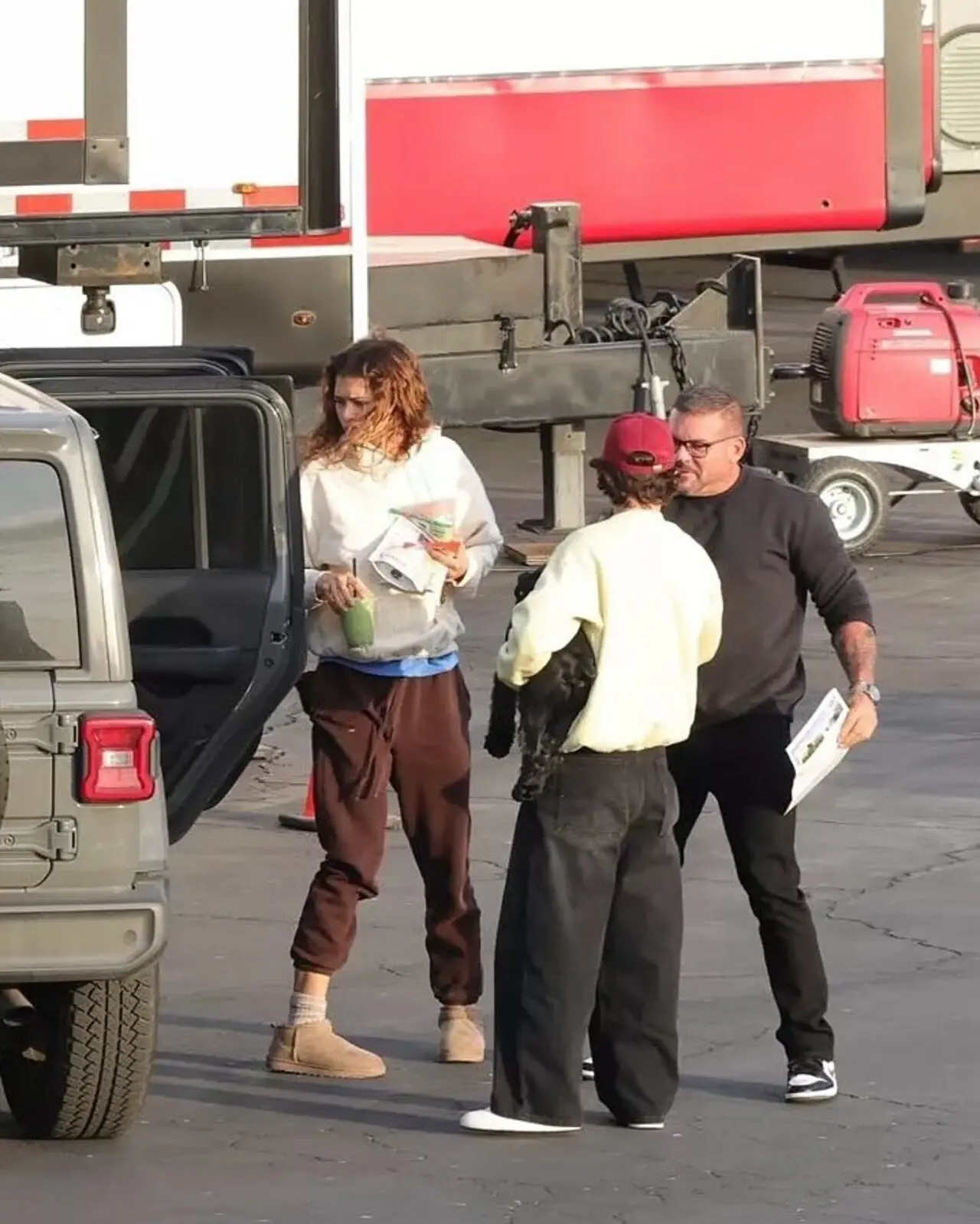 Zendaya has praised Tom’s dedication to his craft, especially during intense shoots like Spider-Man: No Way Home. They often share playful birthday tributes for each other on Instagram, delighting fans